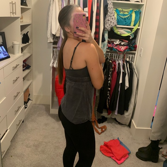 Lululemon workout tank top - Picture 2 of 2